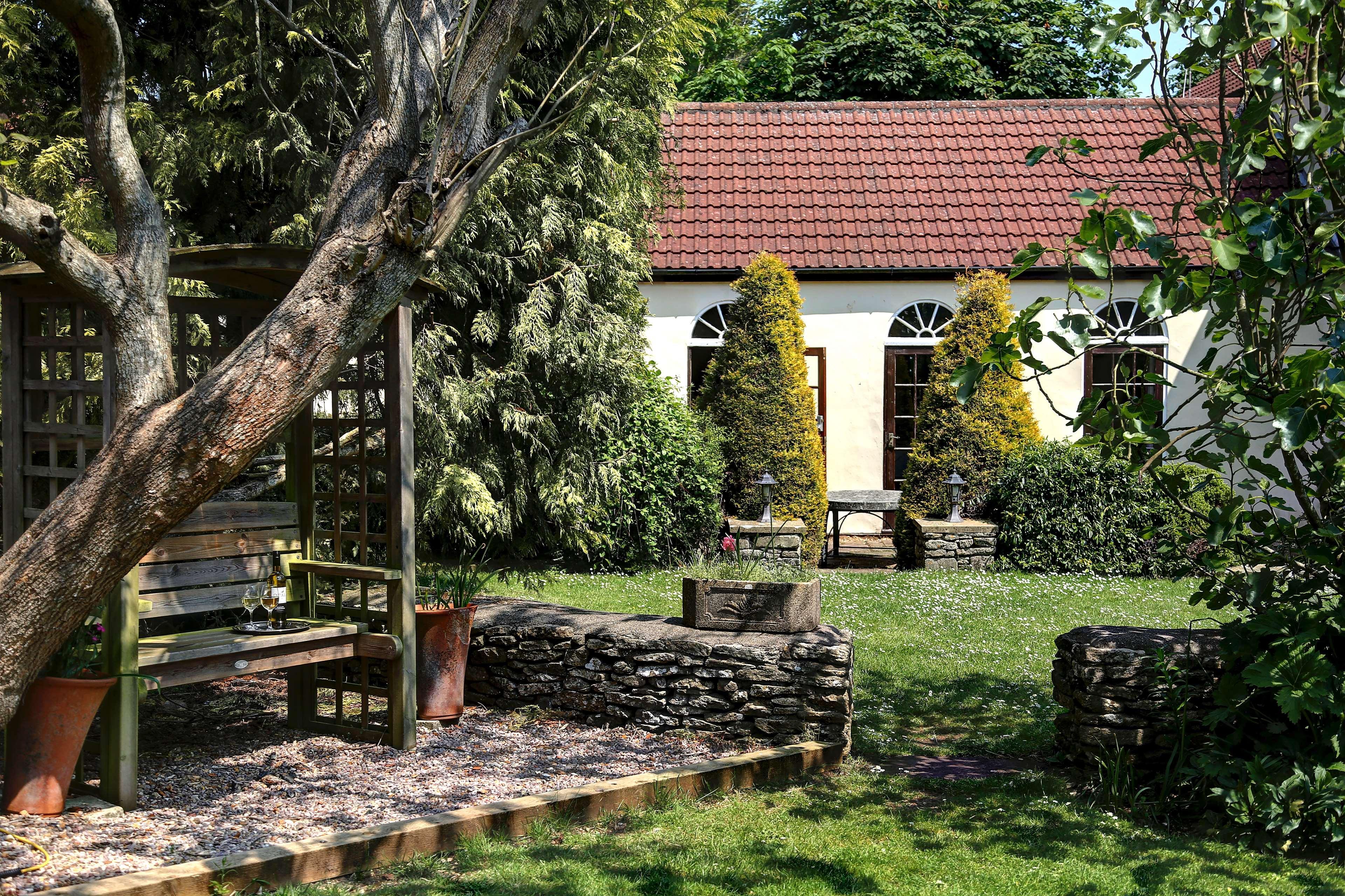 Best Western Compass Inn Tormarton Exterior photo